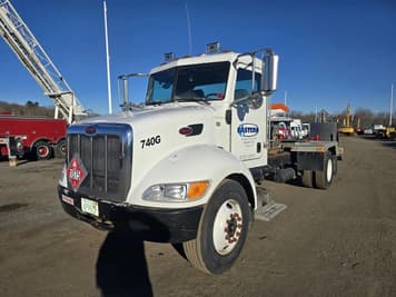 Main image Peterbilt 337